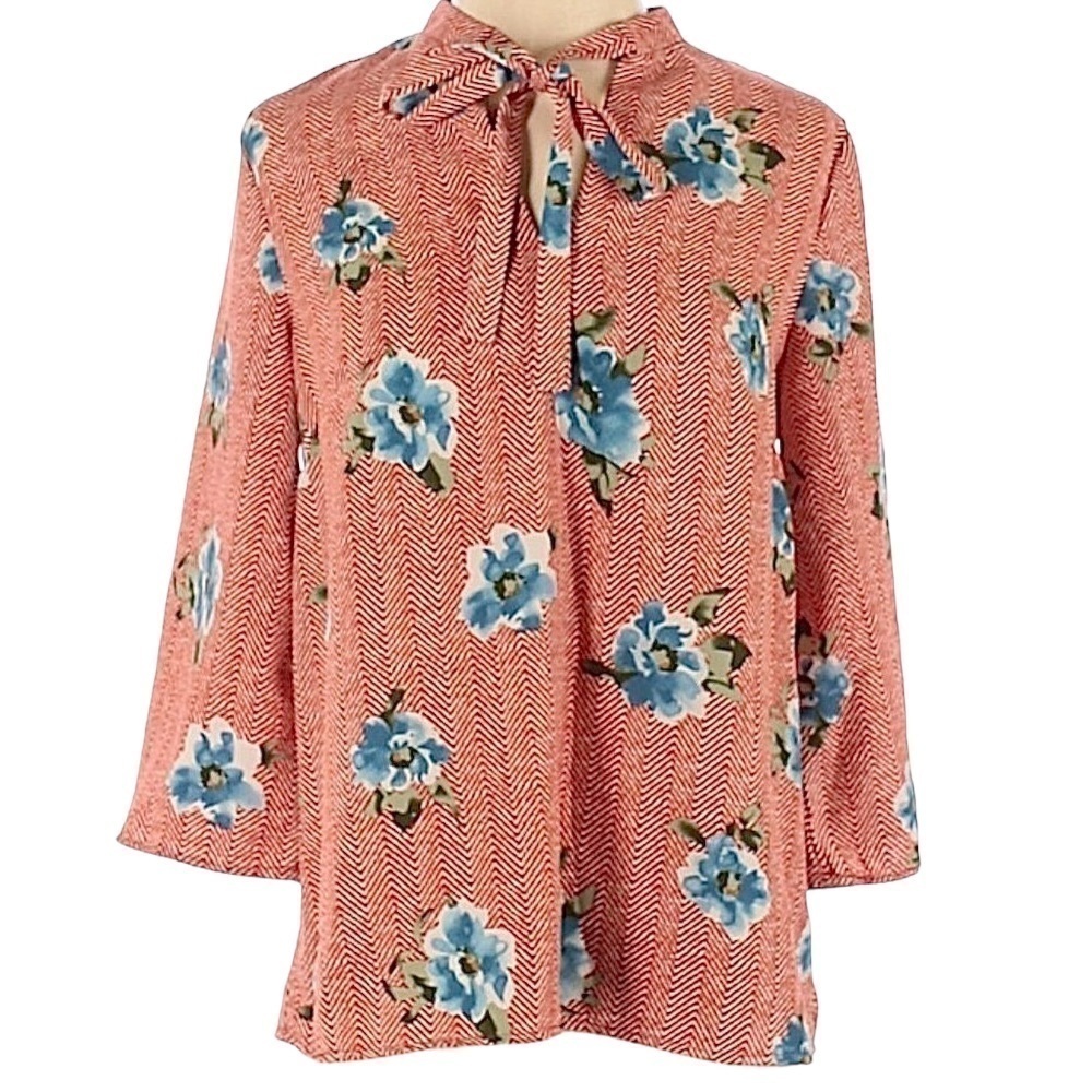 🌺 Les Amis Chevron Floral Print Tie Neck Blouse Size S NWT
